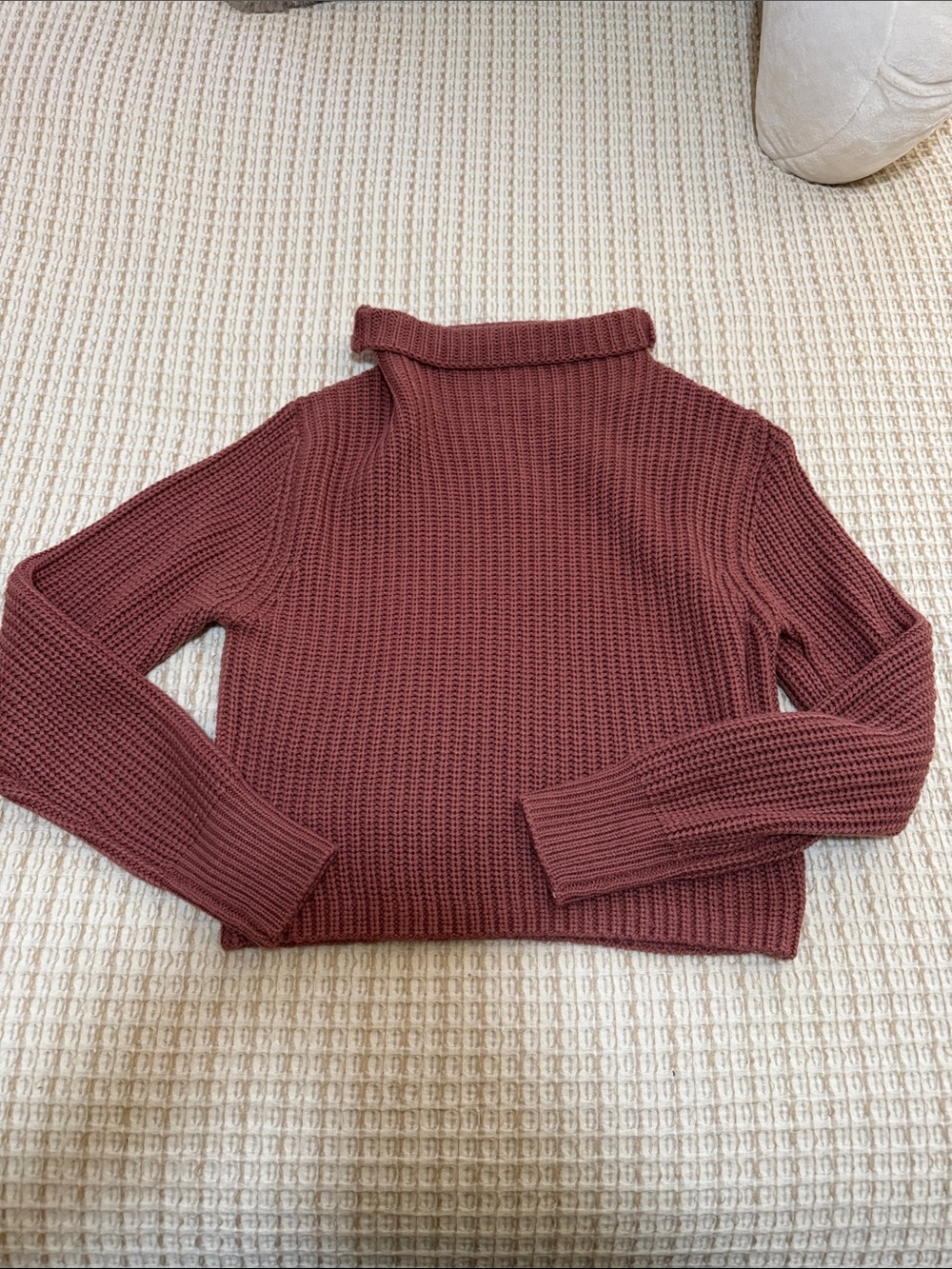 Black Tape_ Cropped Ribbed Turtleneck Sweater in Rust